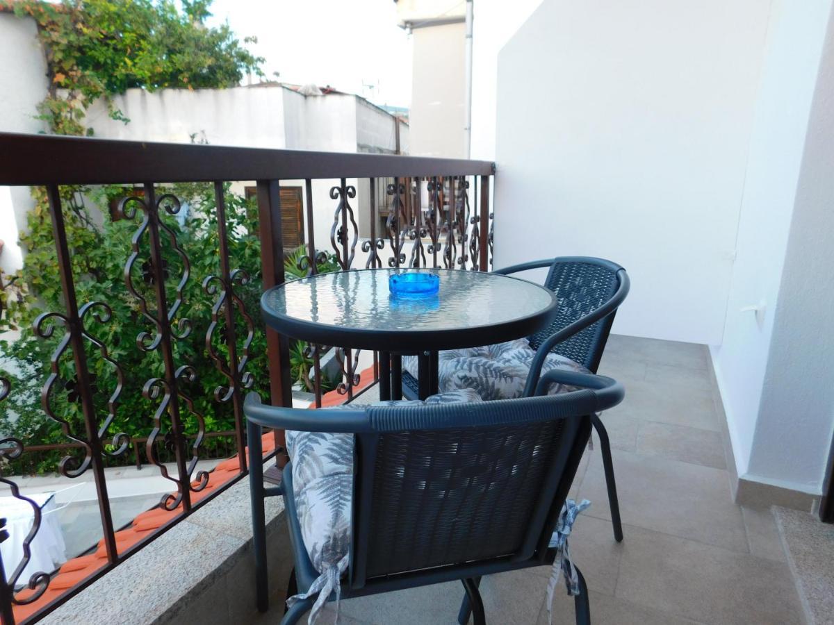 Yulia Luxury Apartments Ouranoupoli Exterior foto