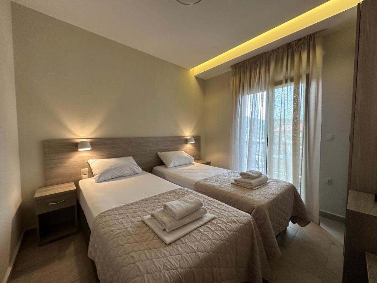 Yulia Luxury Apartments Ouranoupoli Exterior foto