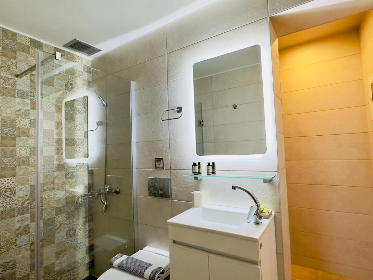 Yulia Luxury Apartments Ouranoupoli Exterior foto